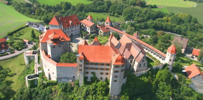 Old Town Center Apartments On The Romantic Road Harburg  Buitenkant foto